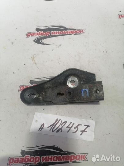 Кронштейн задней балки для Toyota Camry GSV50 2011