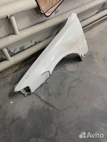 Крыло переднее левое chaser 100