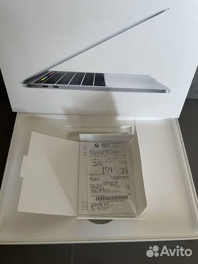 Apple Macbook pro 13 2018 512гб touch bar