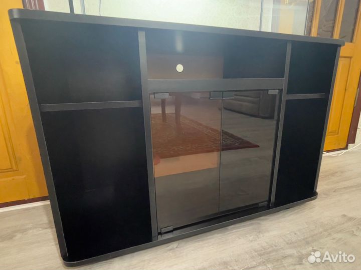 Аквариум с тумбой