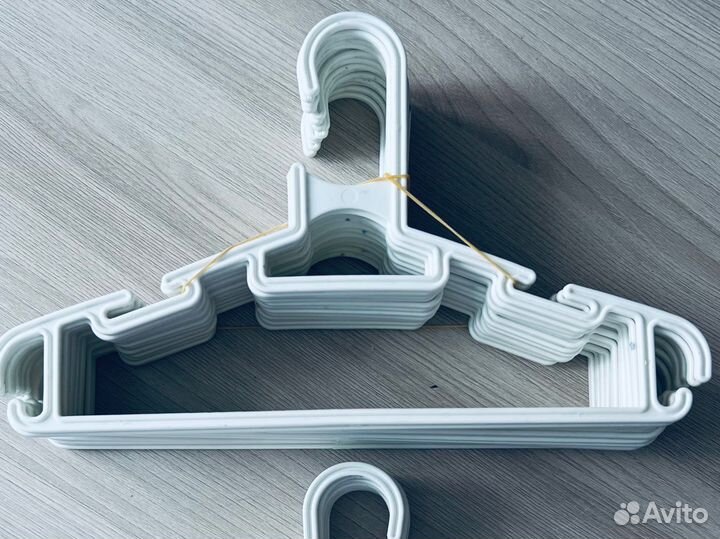 Плечики детские