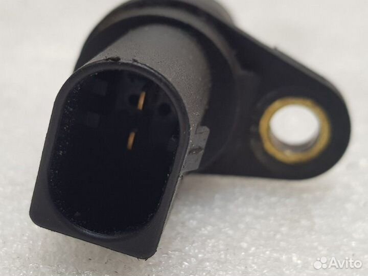 Датчик положения коленвала Audi A3 cdaa 2008