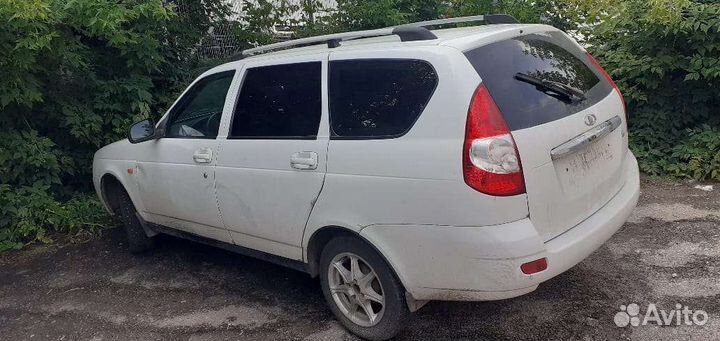 Дверь LADA priora универсал