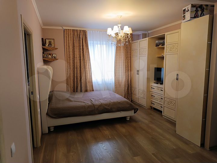 2-к. квартира, 67 м², 3/14 эт.