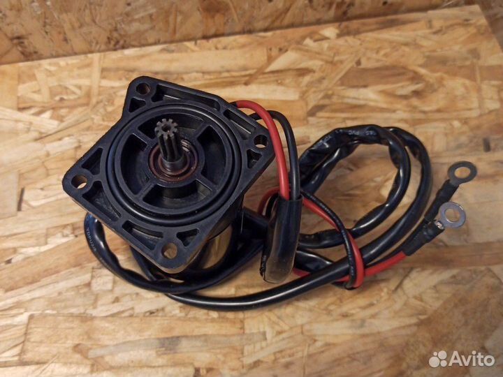 Мотор гидроподъема Yamaha 20 25 30 40 лс