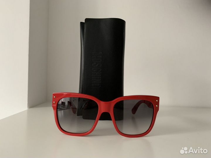 Солнцезащитные очки Moschino, оригинал