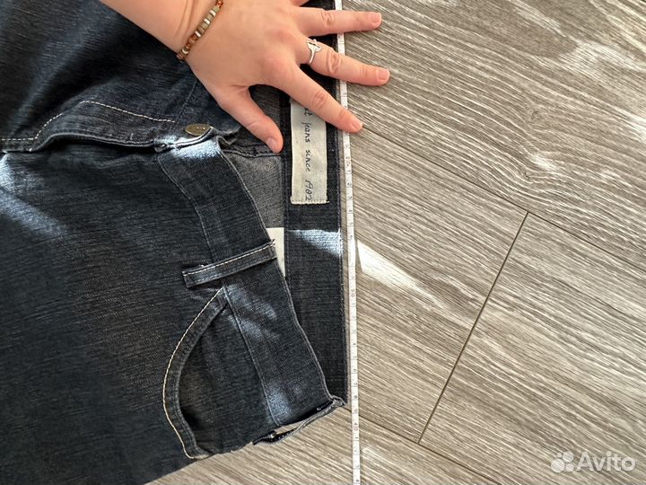 Джинсы капри next