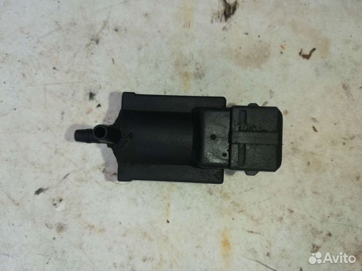 Клапан трубка впускного коллектора Мерседес W210