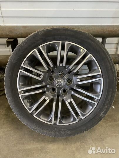 Колеса R18 nokian hakkapeliitta 8