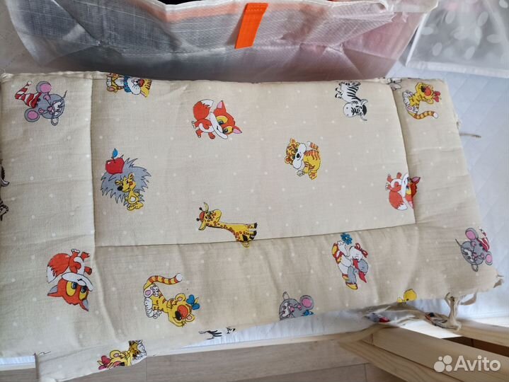 Бортики в детскую кроватку