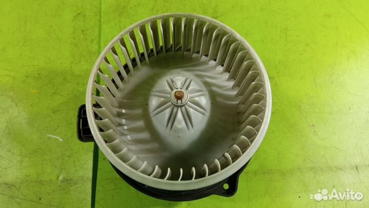 Моторчик отопителя для Kia Rio 2 2005 - 2011