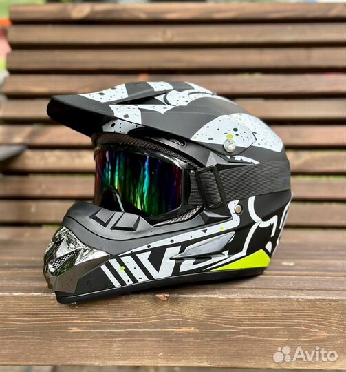 Кроссовый шлем Fox с очками