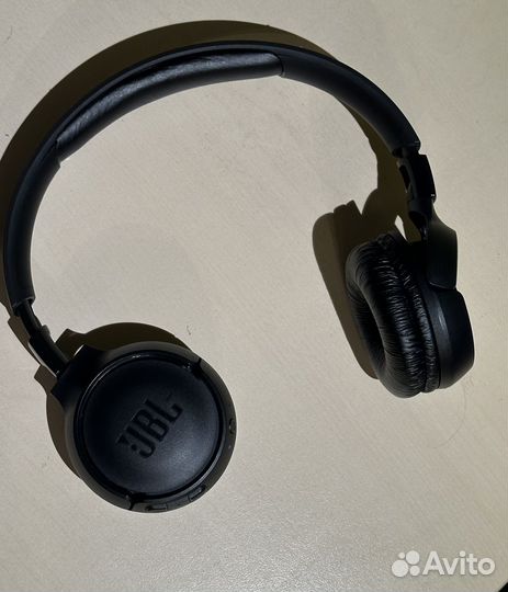 Наушники JBL