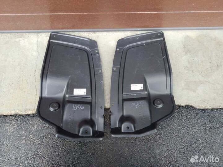 Подкрылок Митсубиси Паджеро Спорт Pajero Sport