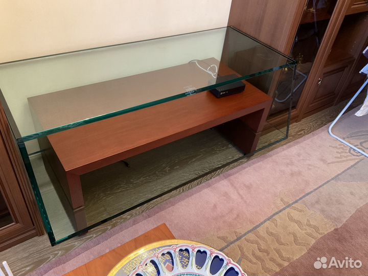 Тумба под телевизор