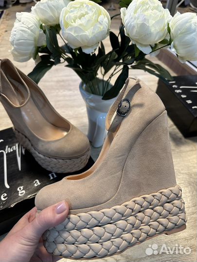 Босоножки новые женские 37 размер