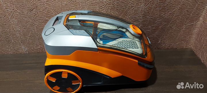 Моющий пылесос thomas