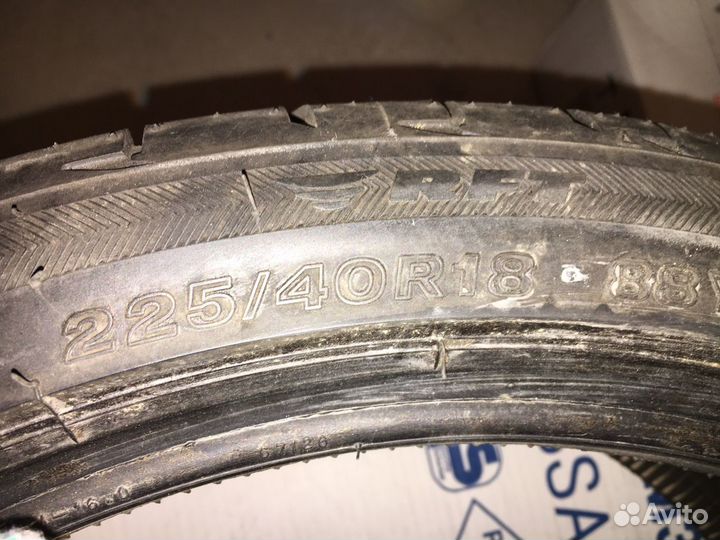 Bridgestone Potenza S001 225/40 R18 88Y