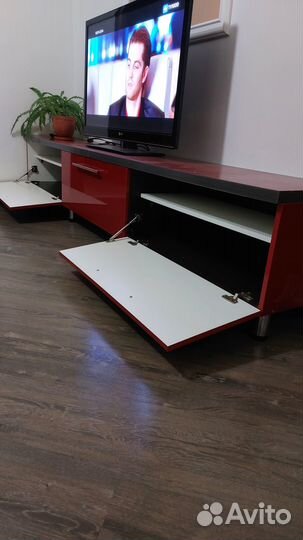 Тумба под телевизор бу