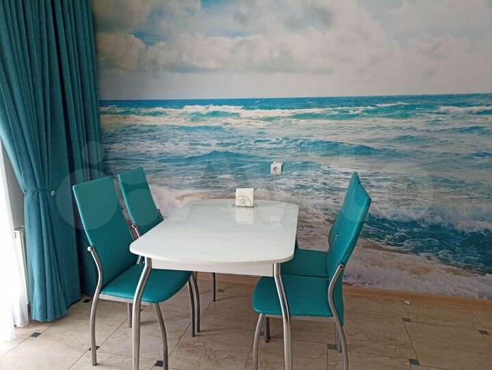 2-к. квартира, 70 м², 2/8 эт.