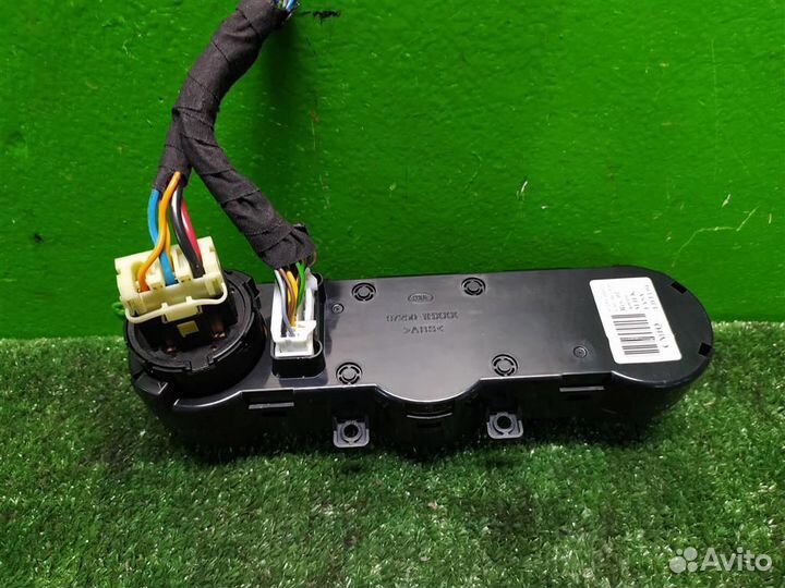 Панель управления отопителя KIA ceed (ED) 2010