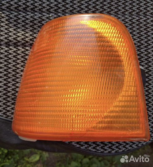 Повторитель поворота ауди 100 с3 44 кузов