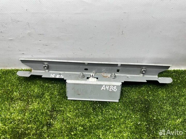 Ручка открывания багажника Audi A4