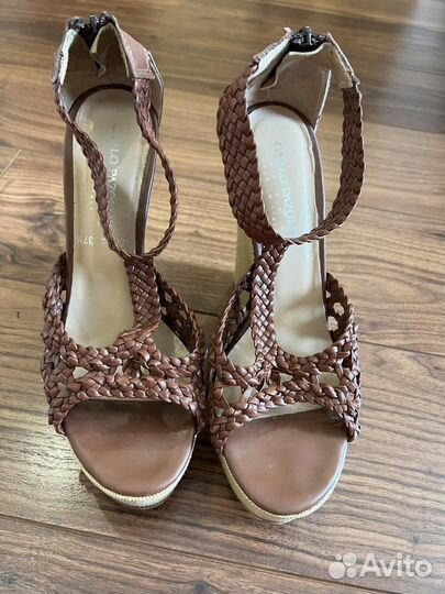 Босоножки женские 37 размер