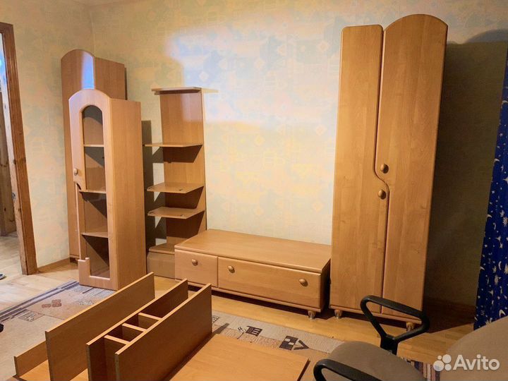 Шкаф в детскую комнату