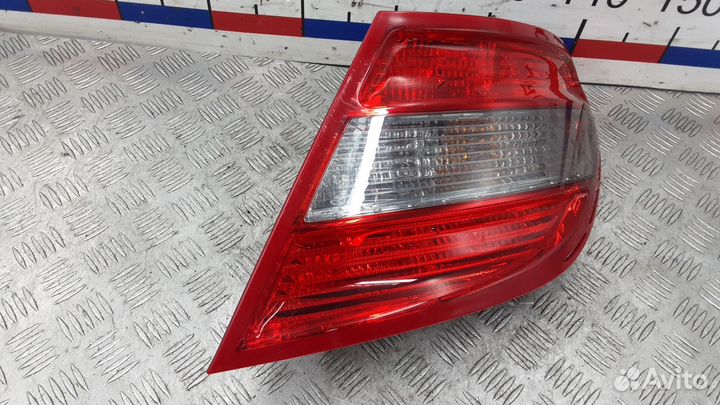 Фонарь mercedes-benz C W204 2007-2013