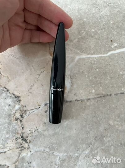 Роликовый лайнер Guerlain