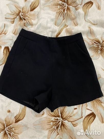 Шорты женские классические