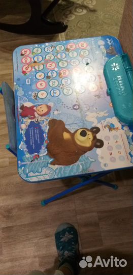 Столик и стульчик для детей