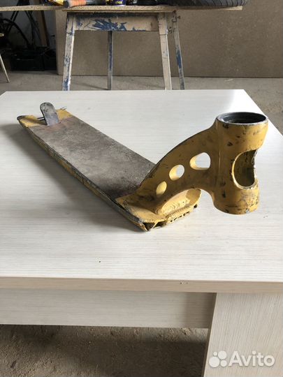 Дека для трюкового самоката