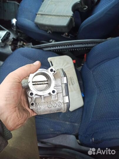 Дроссельная заслонка Fiat Punto 2