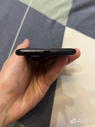 iPhone 7 128gb идеальный