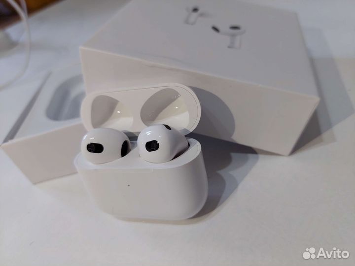 Беспроводные наушники airpods 3
