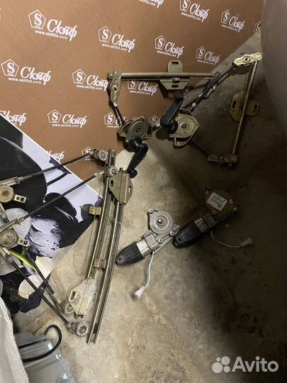 Стеклоподъемник ваз 2110