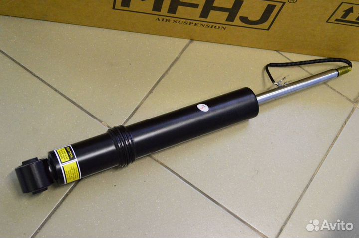 Амортизатор задний Porsche Cayenne 958 92A