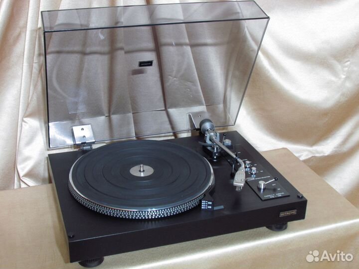 Проигрыватель винила пластинок Hitachi PS 38