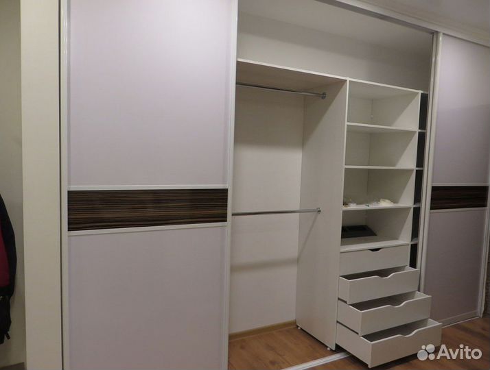 Стенка в гостиную