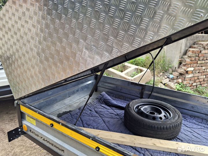 Прицеп легковой