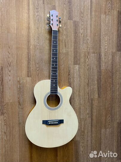 Акустическая гитара