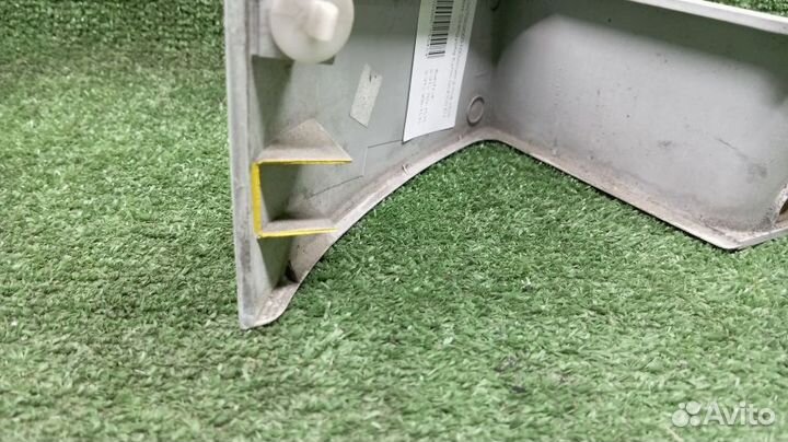 Планка под стоп Ssangyong Kyron Правая Задняя