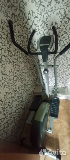 Эллиптический тренажер