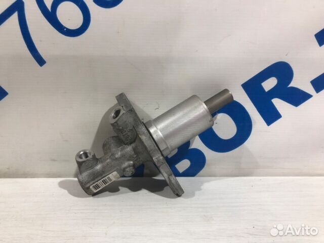 Главный тормозной цилиндр BMW X3 e83 2.5 ат 256S5