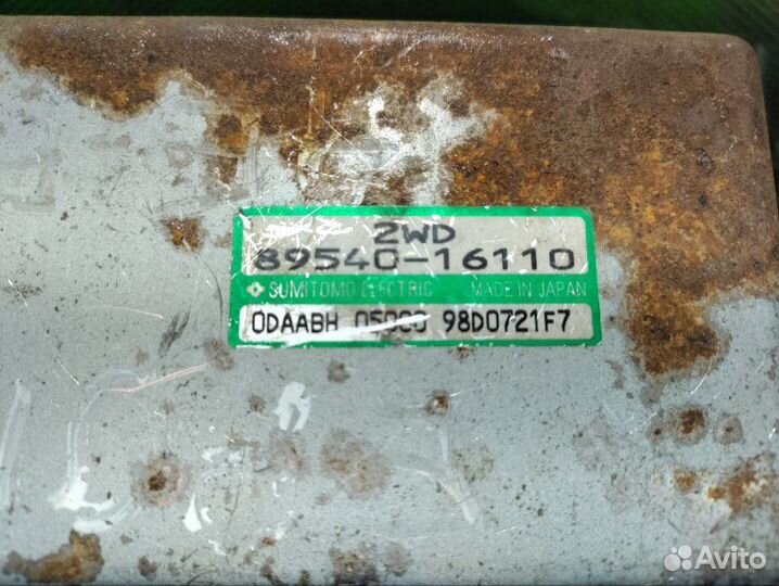 Блок управления ABS Toyota Corolla