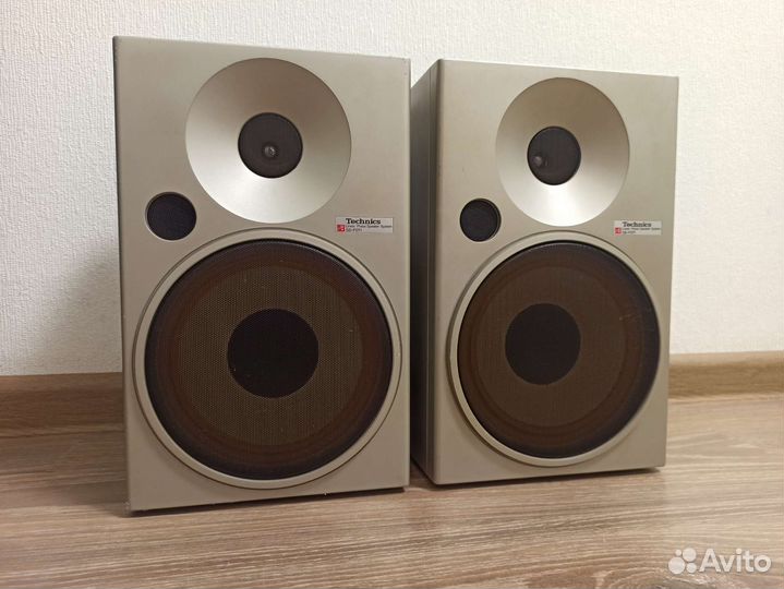 Полочная акустика Technics SB-F071