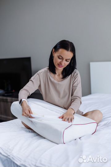 Анатомическая подушка для сна с эффектом памяти. К