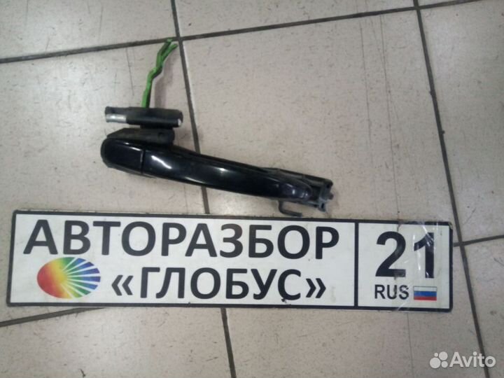 Ручка двери задняя правая наружная Toyota Camry